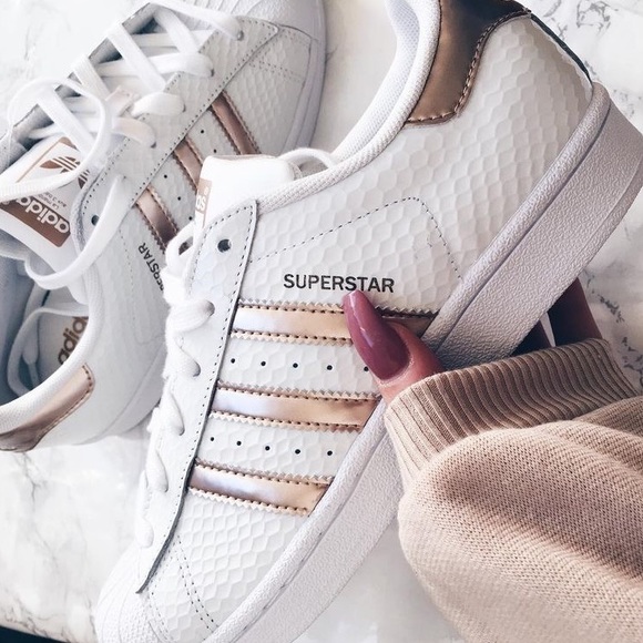adidas superstar sneakers rose gold